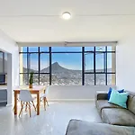 Apartment Situated On The Slope Of Table Mountain!